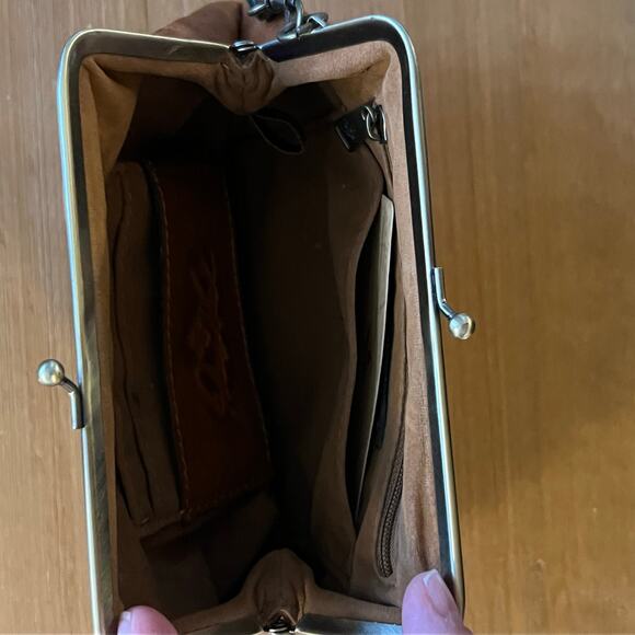 Patricia Nash Leather Wristlet Bag Brown Floral Embossed Kisslock Western Boho - Picture 4 of 6